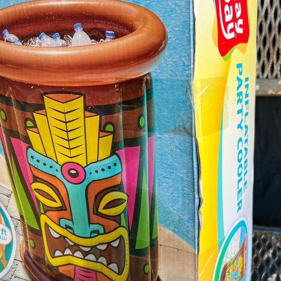 Play Day Inflatable Party Cooler, Tiki Face, new - Picture 4 of 6